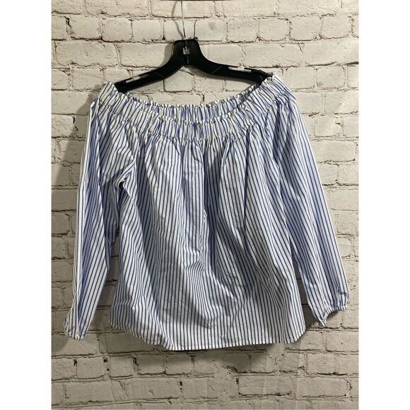 Gap woman’s top size XS - Picture 1 of 7